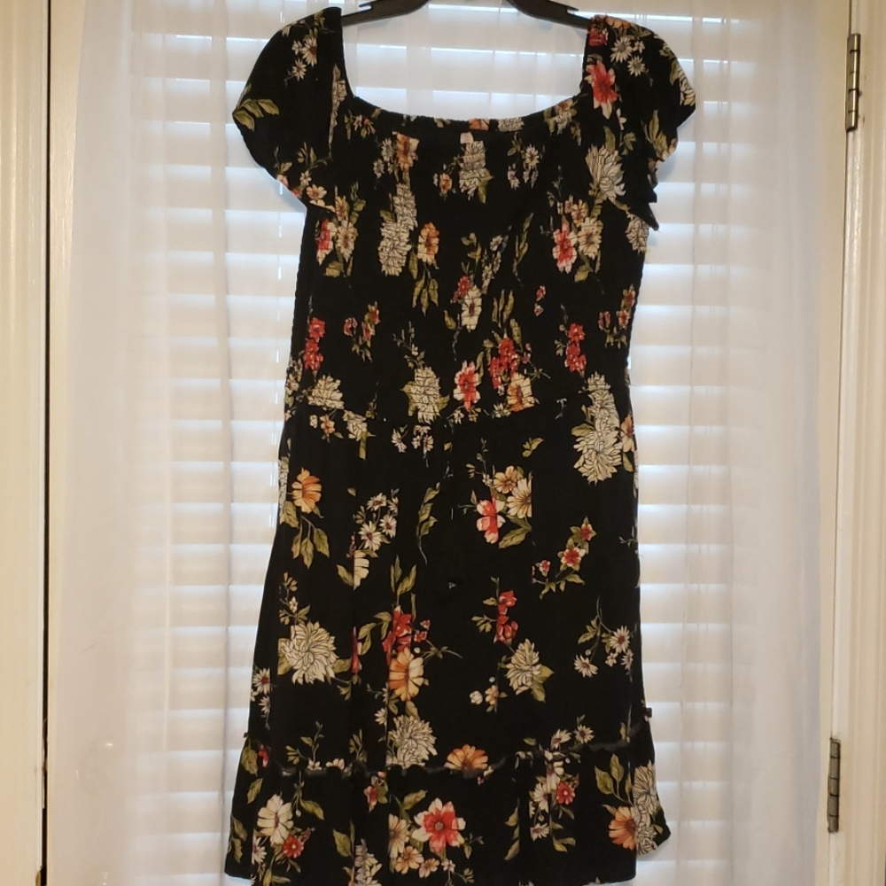 Ladies XXL Sun Dress Fits like XL